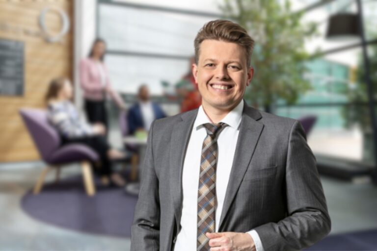 Konfliktit ratkaistaan kokemuksella – ei sattumalta